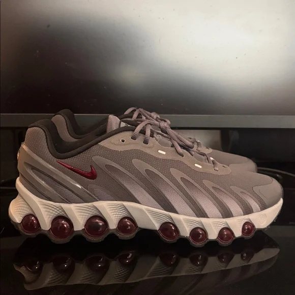 Air Max DN8 - Picture 3 of 8